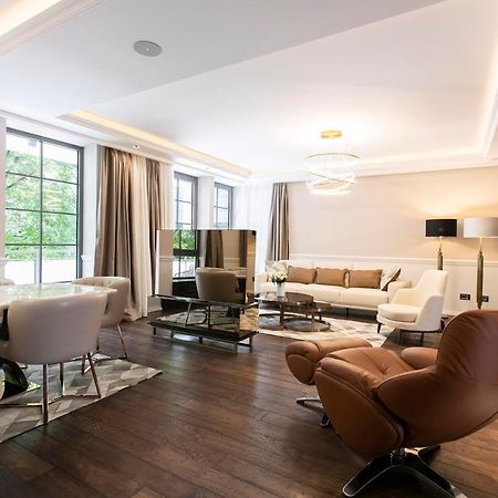 A True Touch Of Luxury Apartamento Belgrado Exterior foto