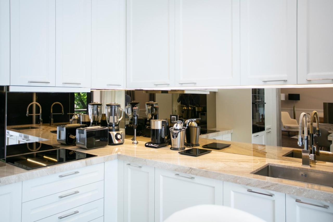 A True Touch Of Luxury Apartamento Belgrado Exterior foto